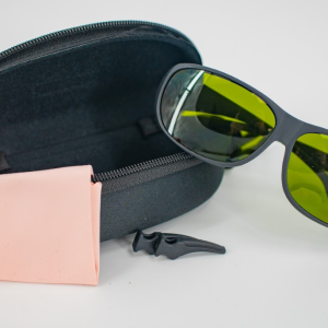 Fiber/UV Safety Glasses